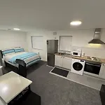 Modern Studio Apartment In The Heart Of Dublin
