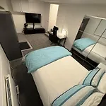 Modern Studio Apartment In The Heart Of Dublin